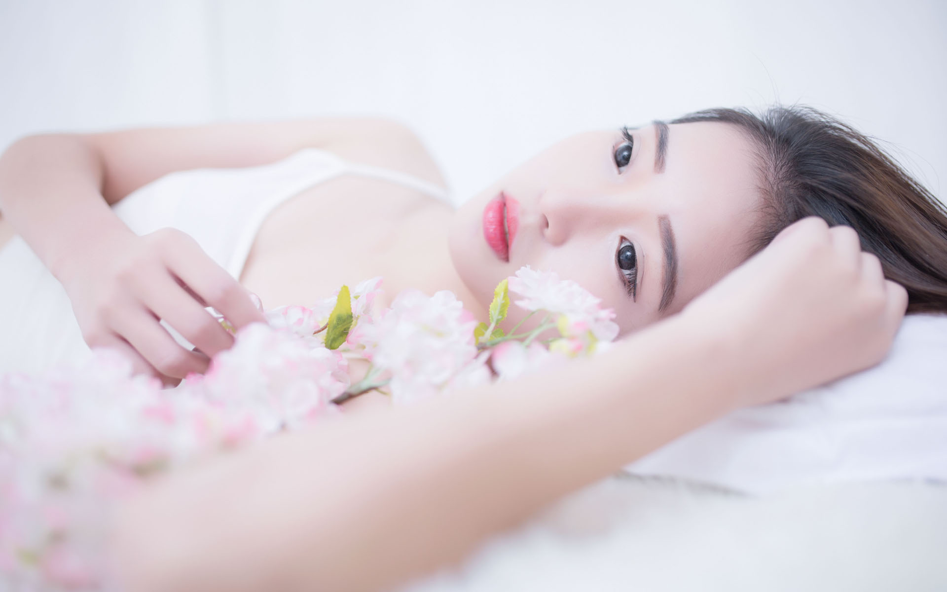 北京大兴机场口岸今年出入境人次突破300万